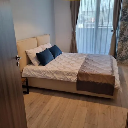 Luxury Central Self Check-in