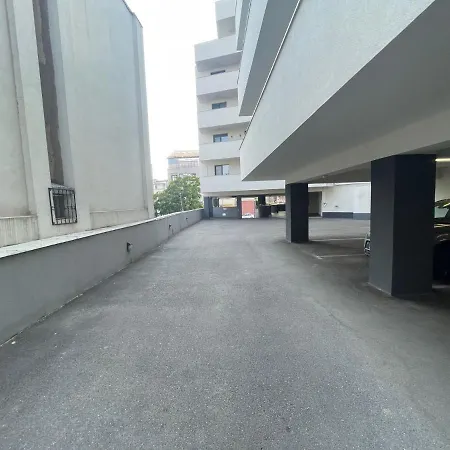 Luxury Central Self Check-in