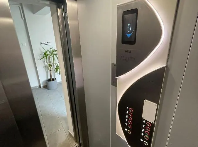 Luxury Central Self Check-in Bucharest