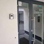 Luxury Central Self Check-in